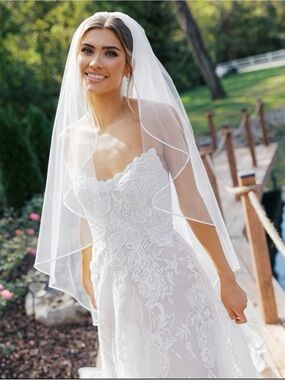 TONI FEDERICI Charlotte Veil
